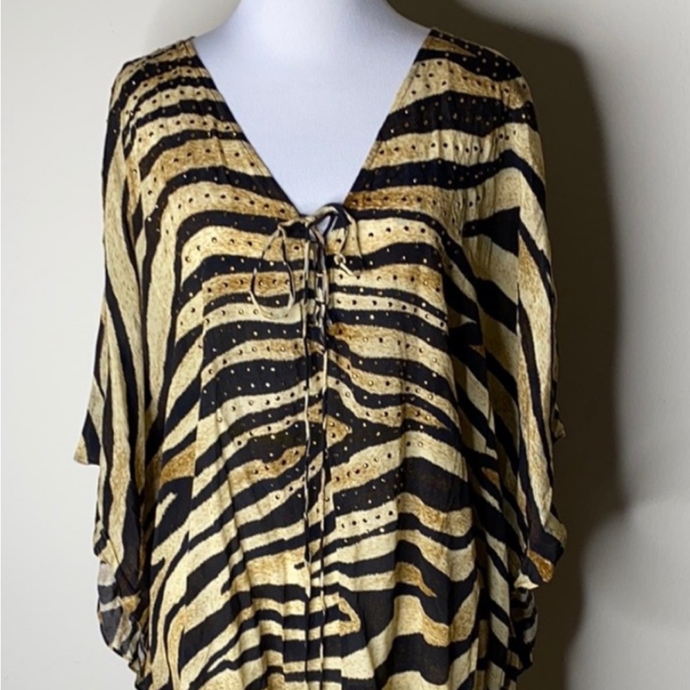 Kaanda Beach Life Tiger Print Cold Shoulder Kaftan